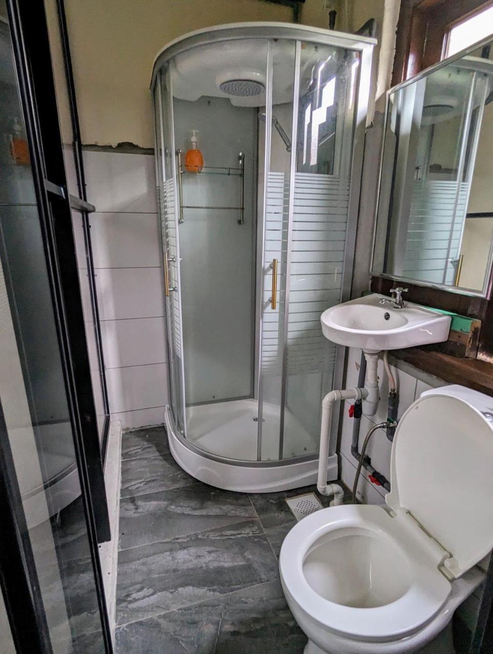 The Manor By Mingle Hostel Kuala Lumpur Exterior photo